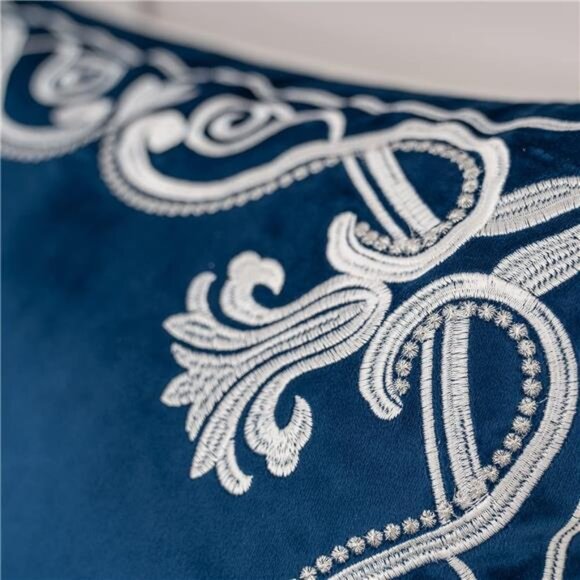 Aeckself European Floral Pillow Cover 18x18 Inch, Luxury Velvet Embroidered - Picture 5 of 7
